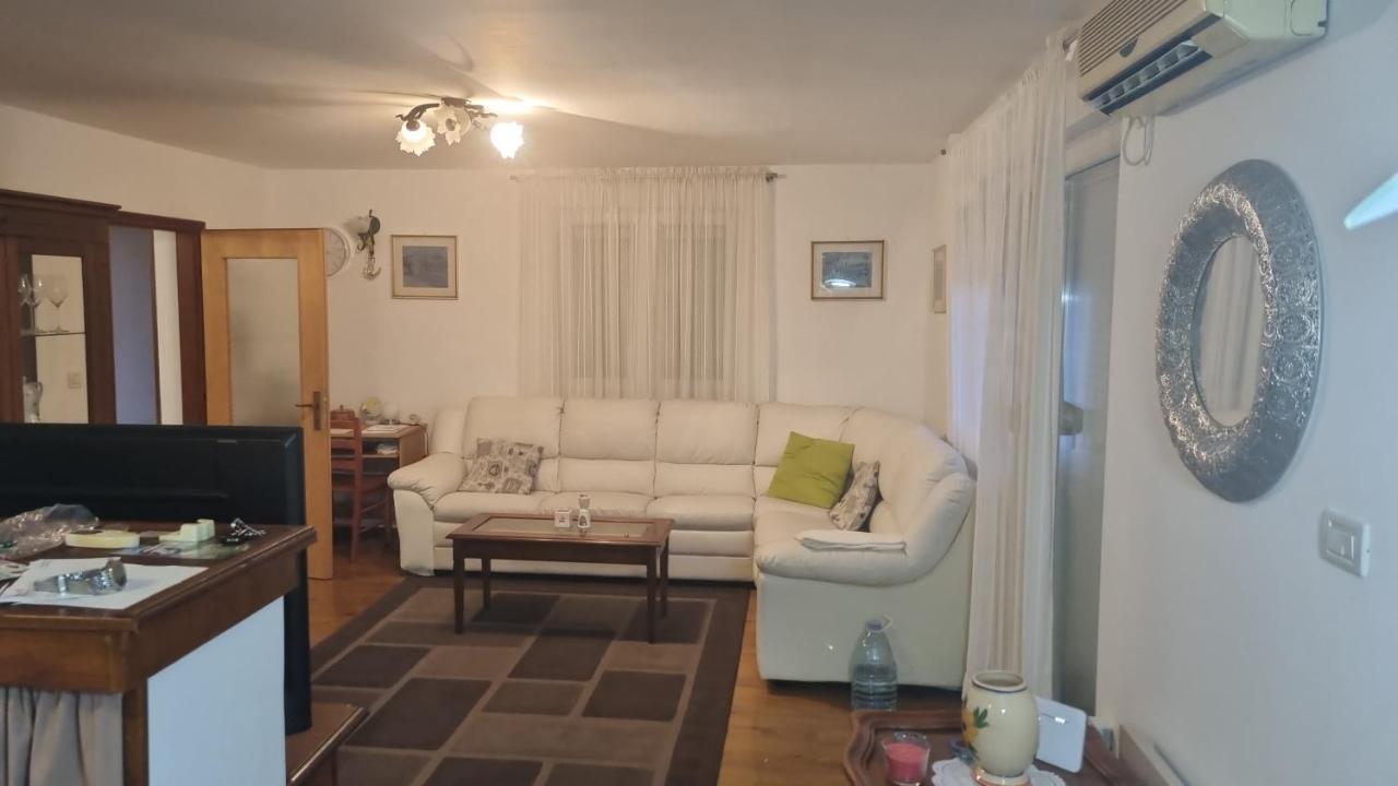 Apartments Miro Omišalj Exterior foto